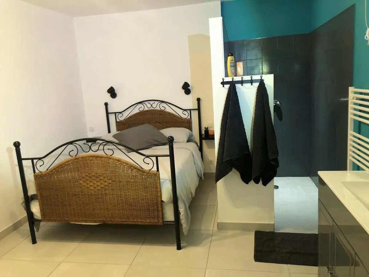 Appartement La Casa V Chambre Et Salon Prive En Provence à Châteaurenard Séjour chez l'habitant