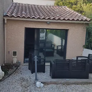 Hébergement de vacances T2 Valentina, Rognac